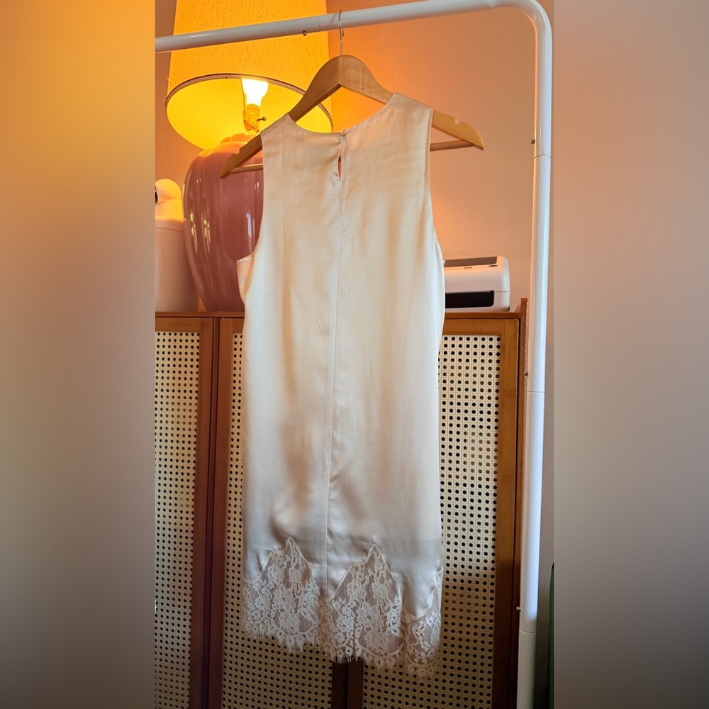 Reformation Jessalyn Silk Dress In Almond, NWOT, NEVER WORN, NO FLAWS. - Picture 13 of 16